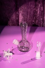 Burning Love | Bong | Water Pipe | 6.25" | Paranoia