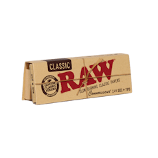 RAW | Classic 1 1/4 Connoisseur Rolling Papers + Tips Pack