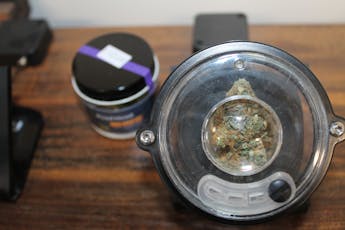 Northeast Kannabis I Road Head