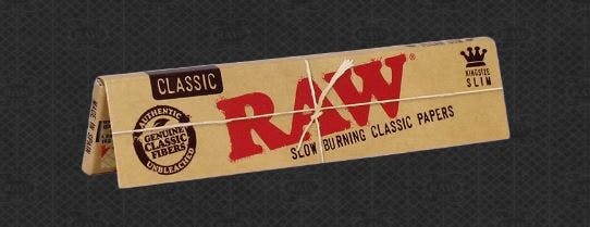RAW Classic Black | King Size Slim Papers 32 leaves/pk