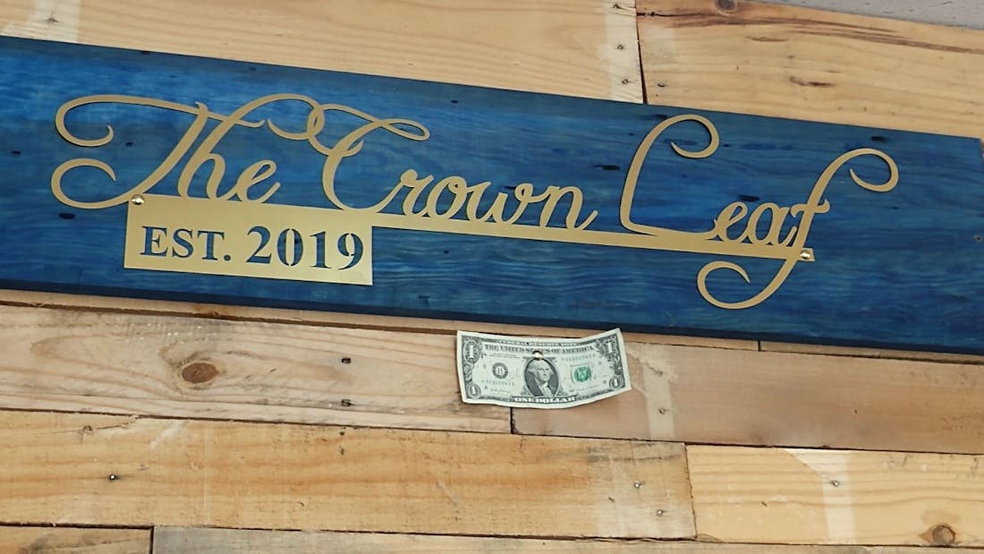 Crown Leaf