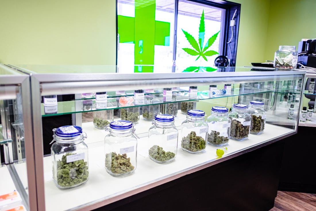 Cannabis Corner 75