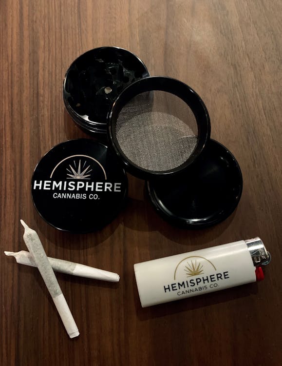 Hemisphere Cannabis Co - 700 King St W
