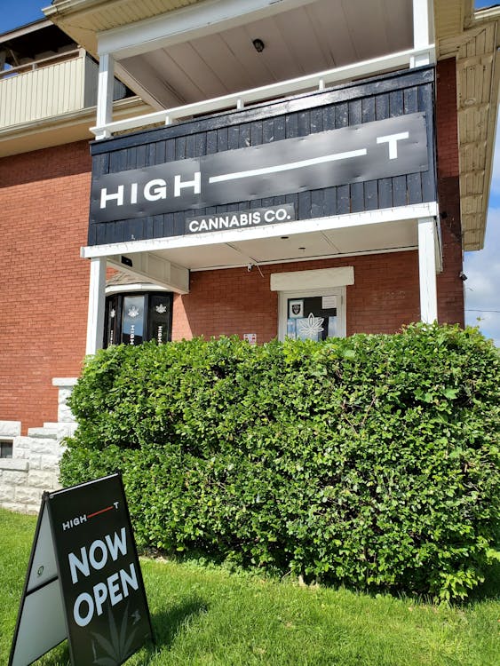 High Tea Cannabis Co - St. Thomas
