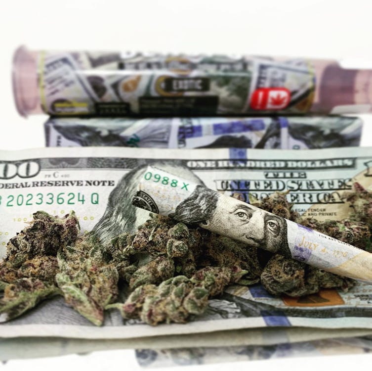 405 Budz - Downtown