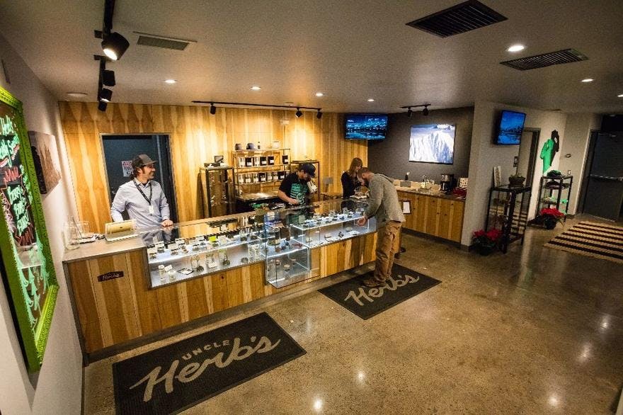 Uncle Herb's - Anchorage Arctic Spur