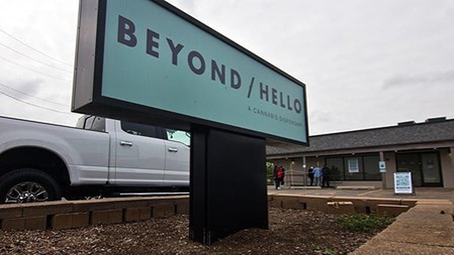BEYOND / HELLO - Normal (Rec)
