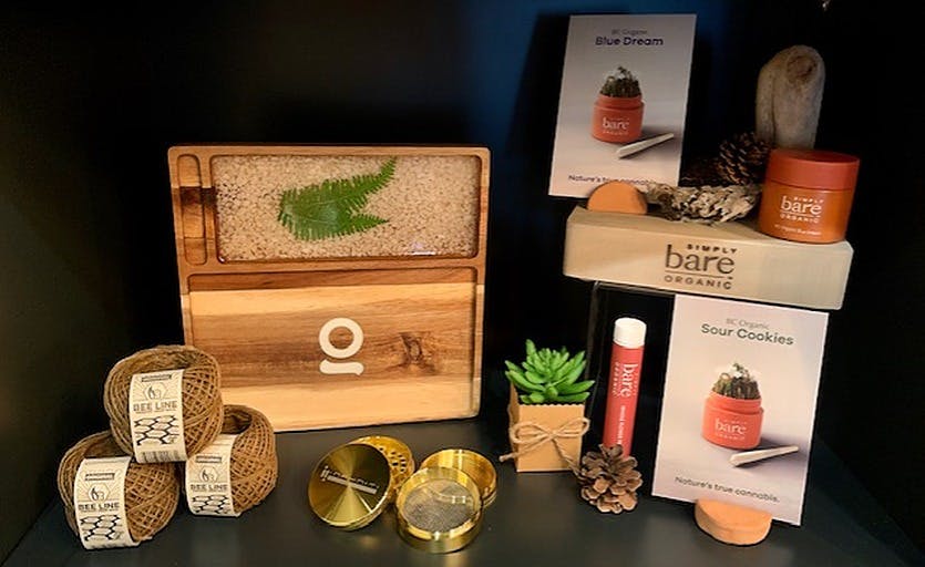 Hemisphere Cannabis Co - 700 King St W