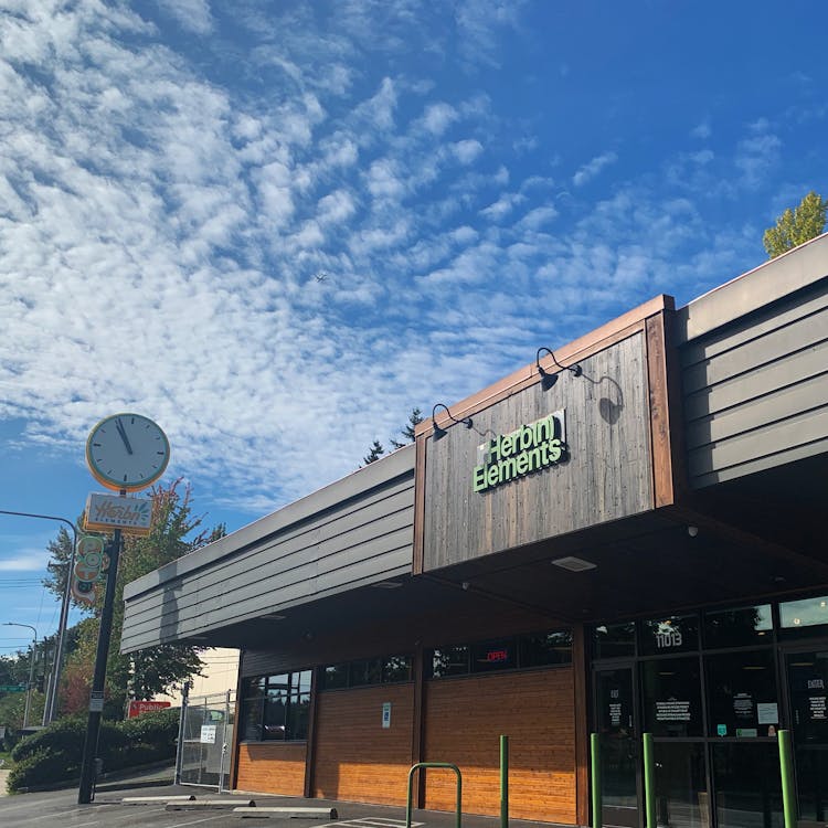 Herbn Elements – Lake City, Seattle