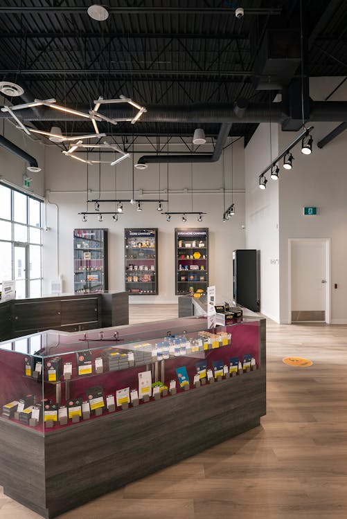 Meta Cannabis Supply Co. - 2589 Pembina HWY