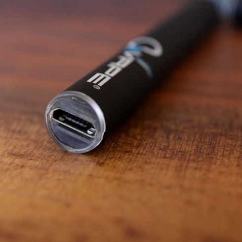 Traveler Extreme Rechargeable Ceramic Disposable Vape Pen