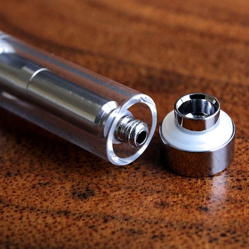 Traveler Extreme Rechargeable Ceramic Disposable Vape Pen