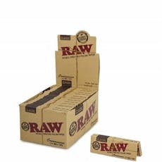RAW Classic 1 1/4 Rolling Papers + Tips