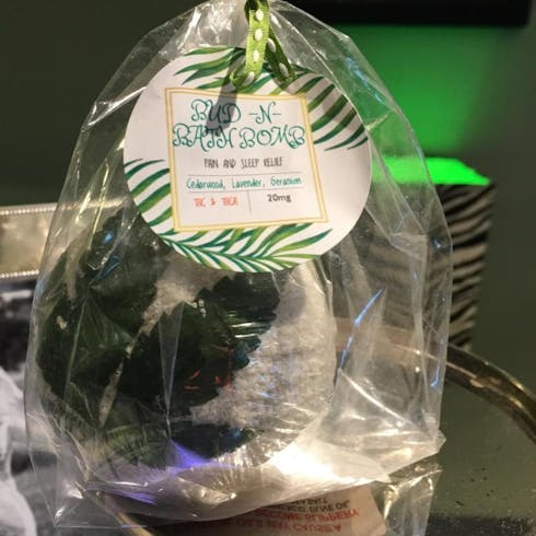 Bud-N-Bath Bomb