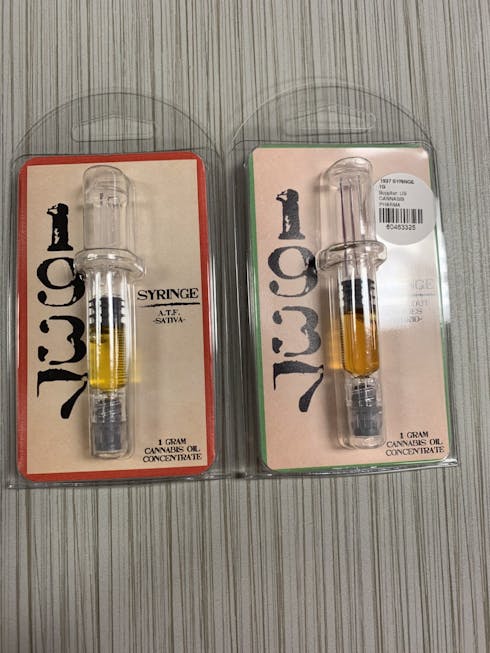 1937 - 1g Distillate Syringe