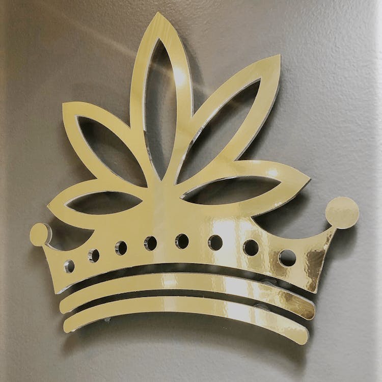 Queen George Cannabis - Hamilton