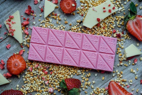 Incredibles Strawberry Crunch Chocolate Bar