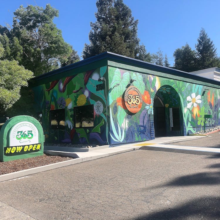 365 Recreational Cannabis - Santa Rosa