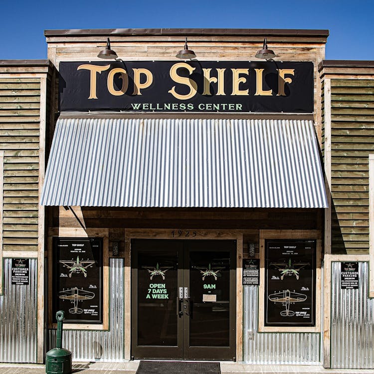 Top Shelf Wellness Center - Medford