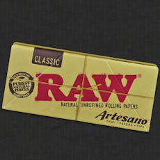 RAW | Artesano Rolling Papers w Tips King Size