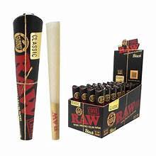 Raw Black Classic 1 1/4 Cones