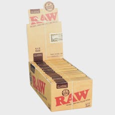 RAW Classic Rolling Papers | 1 1/2 |