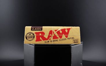 RAW Natural 1 1/4 Papers